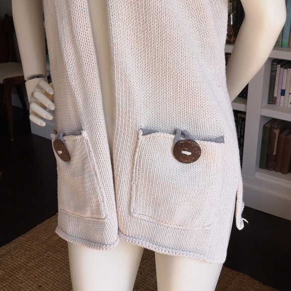 Pure Handknit sleeveless cotton sweater - Picture 13 of 14